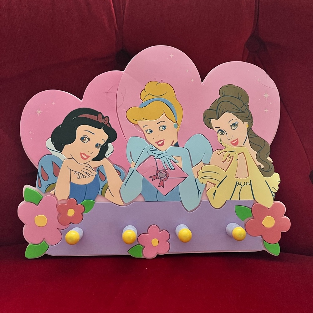 Disney Princesses Foam Wall Art Accessory Organizer